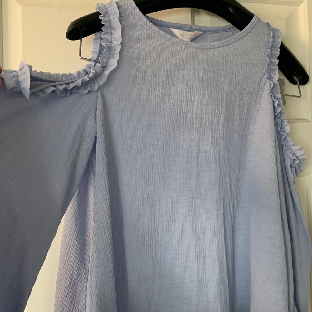 NWT Lauren Conrad Blue Open Shoulder Top size Small